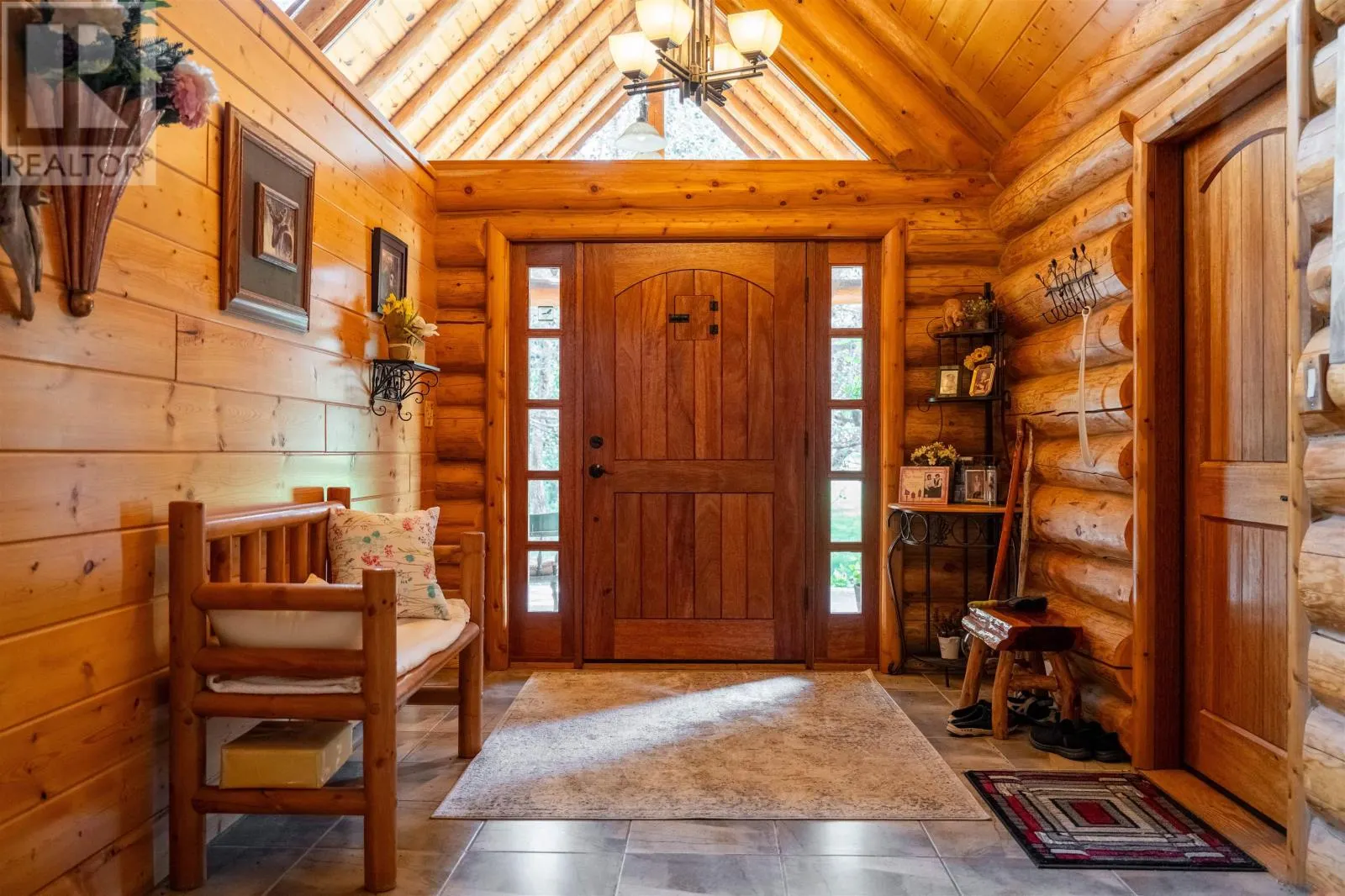 10 Black Bear RD|Crow Lake