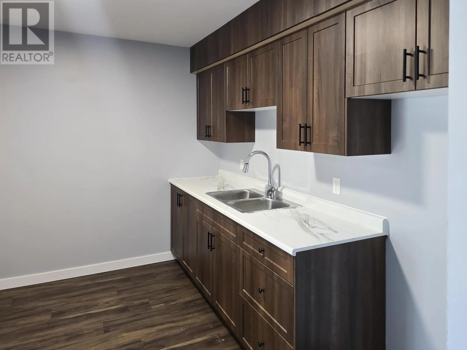 225 Varsity Place