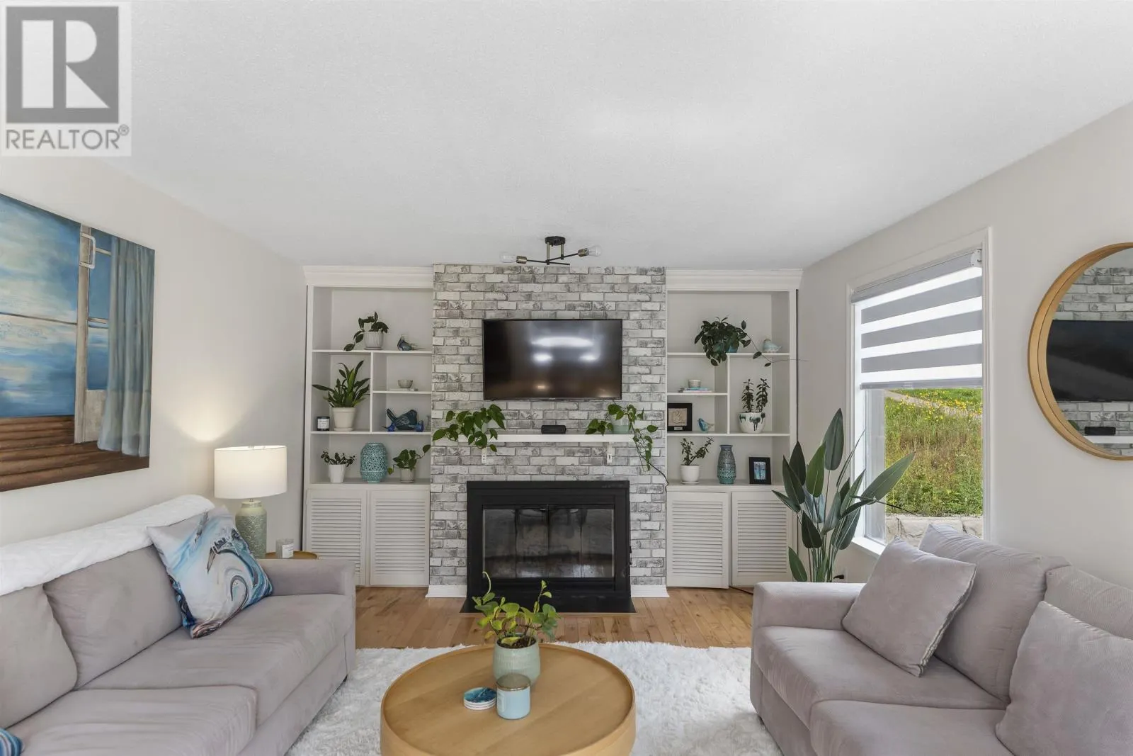 279 Harrington AVE