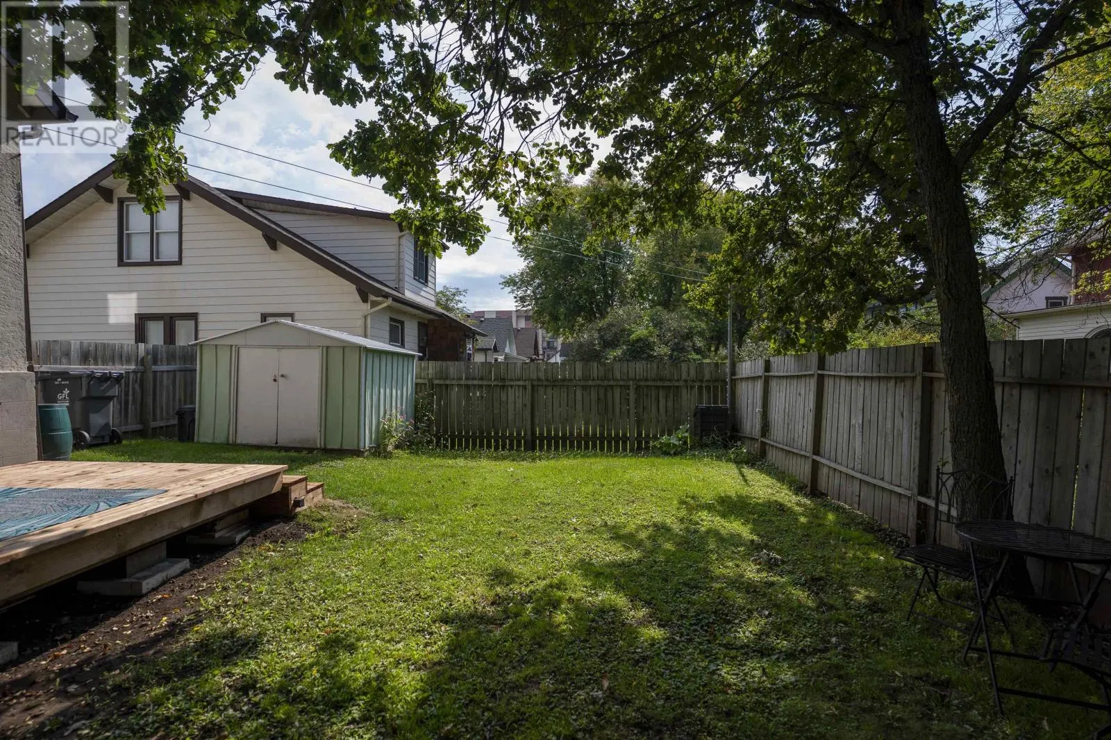 279 Harrington AVE
