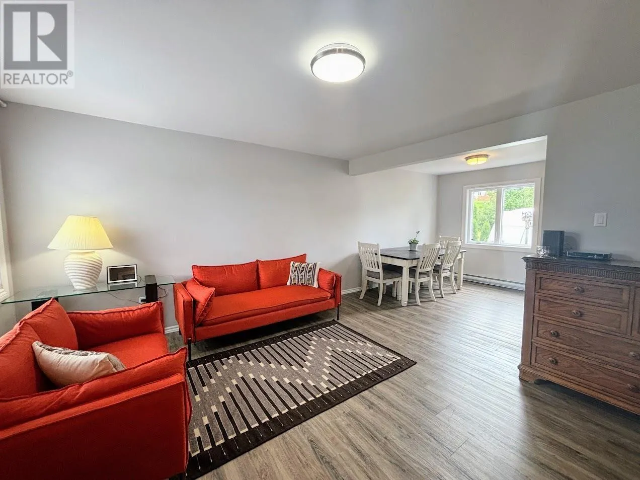 1 Abrams ST