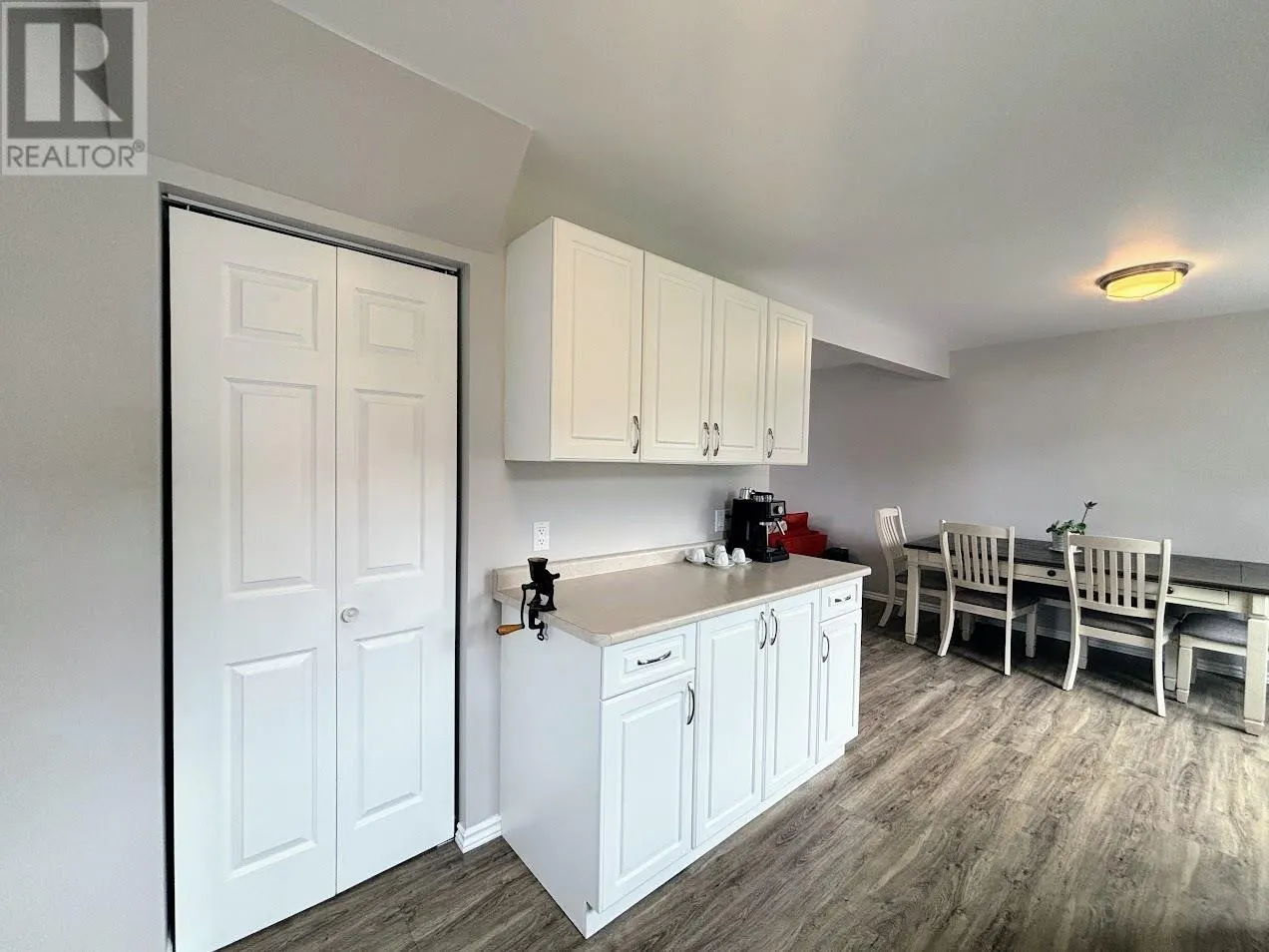 1 Abrams ST