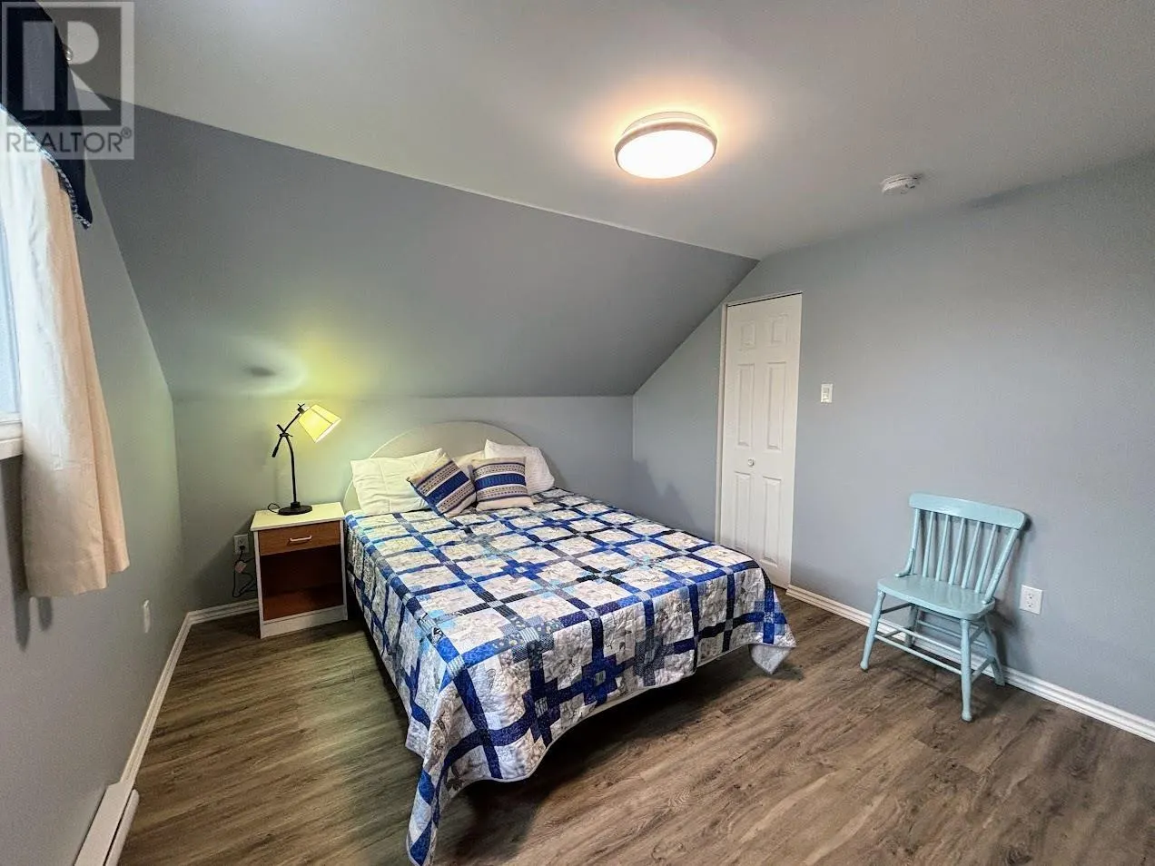 1 Abrams ST