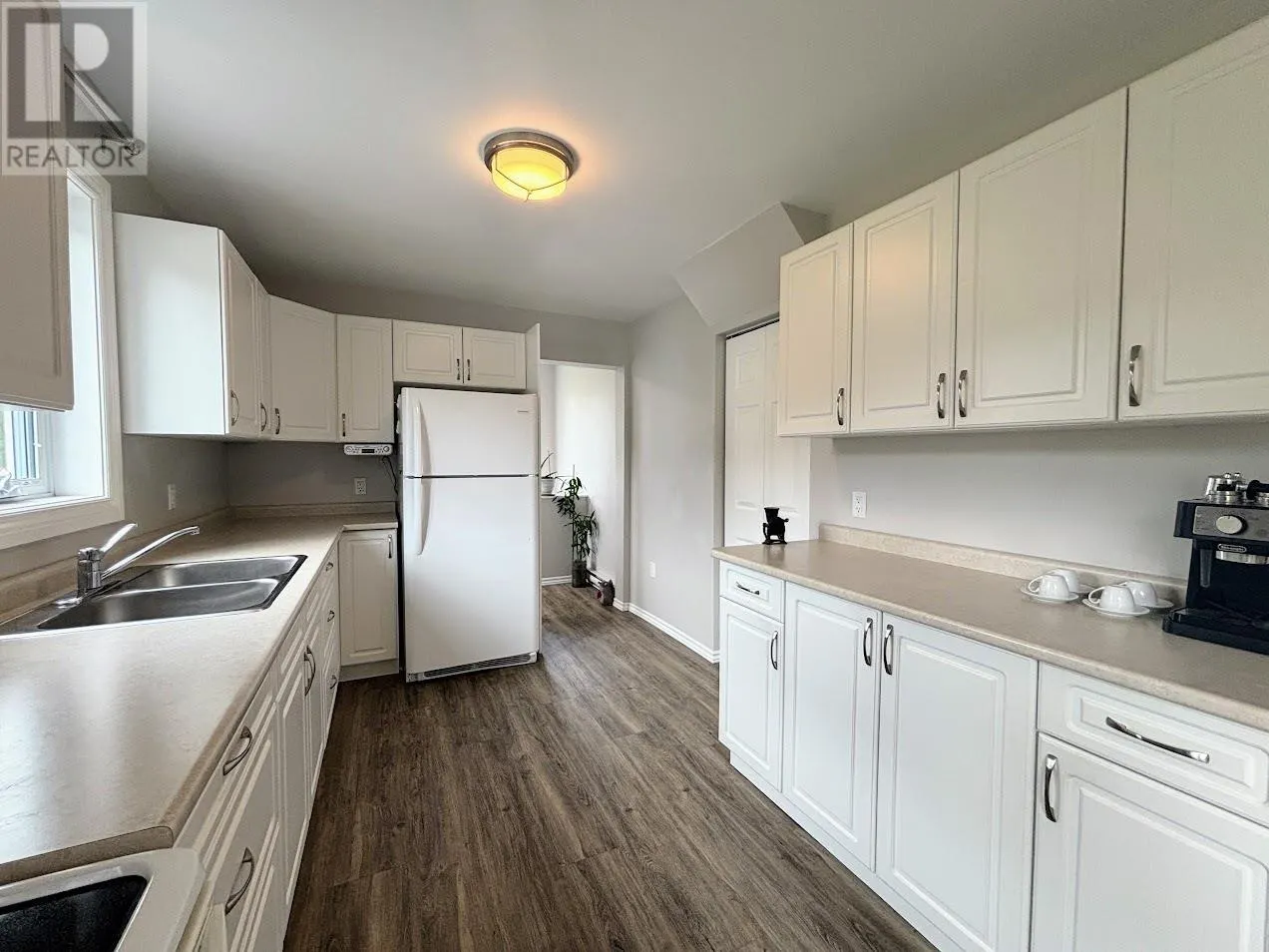 1 Abrams ST
