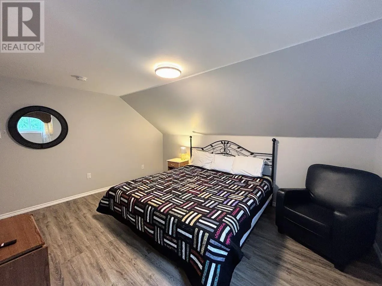 1 Abrams ST