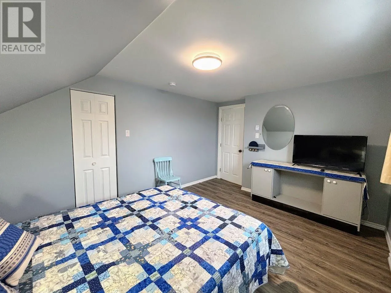 1 Abrams ST