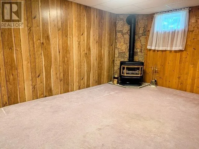 33 Keith AVE