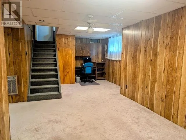 33 Keith AVE