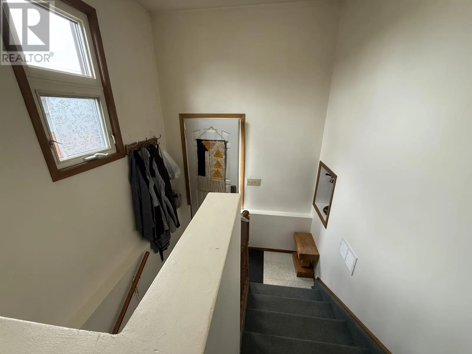 1128 Crawford