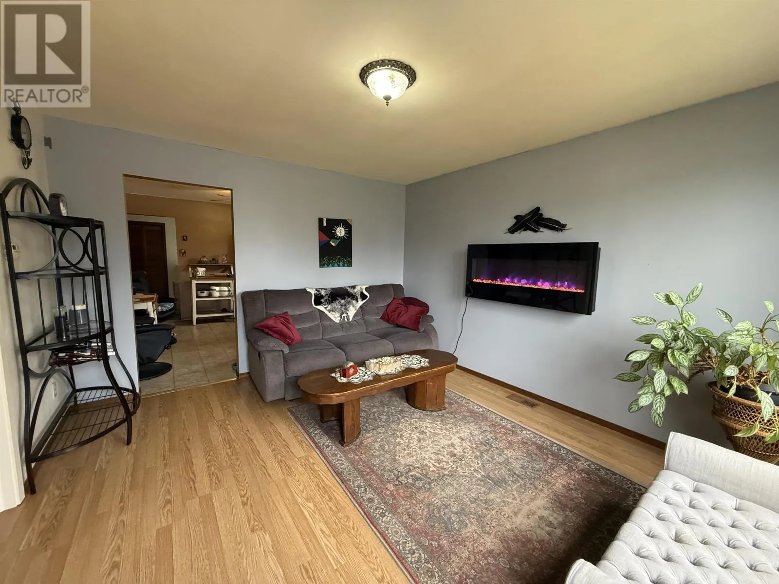 1128 Crawford