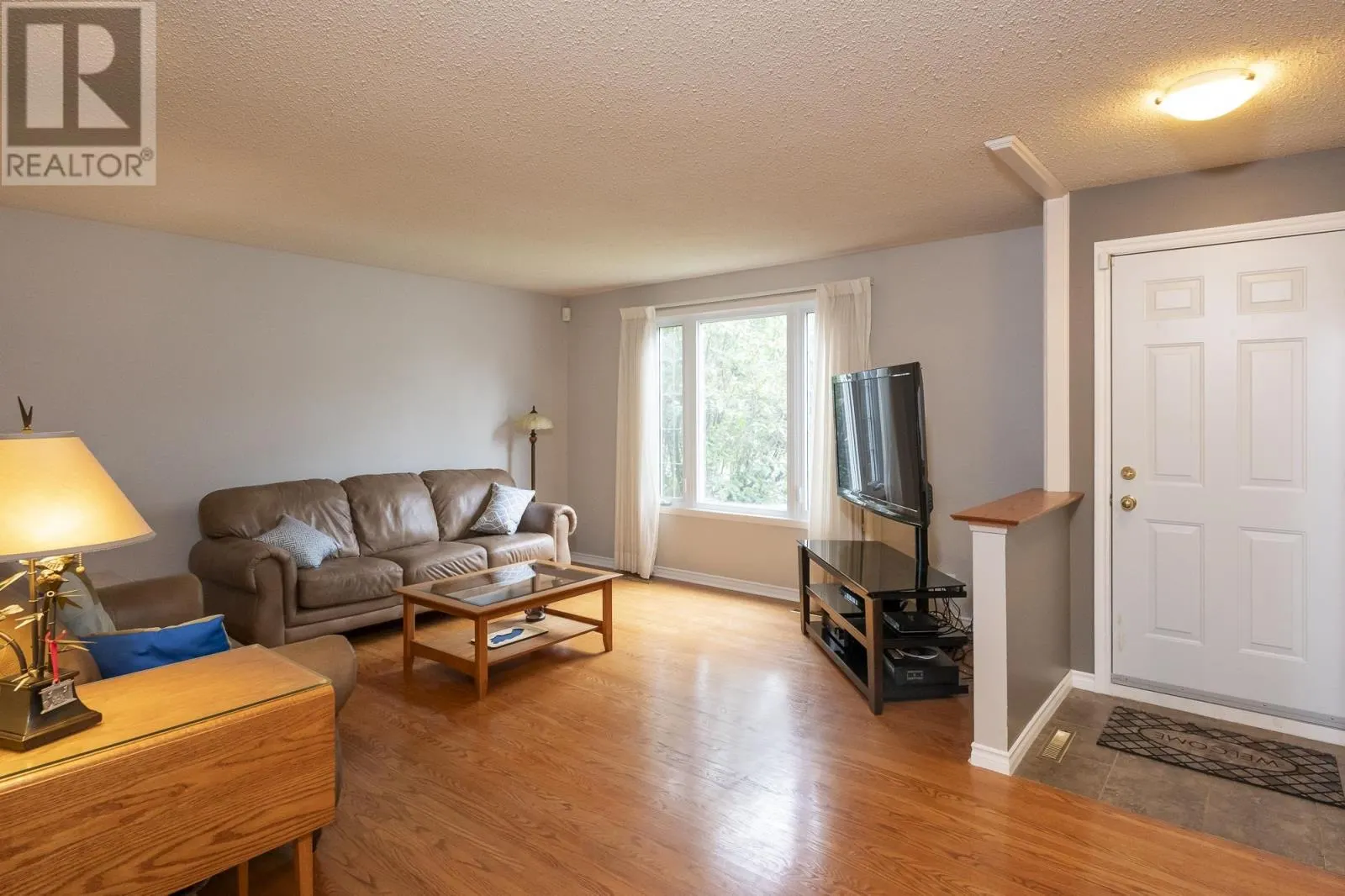144 Whalen ST