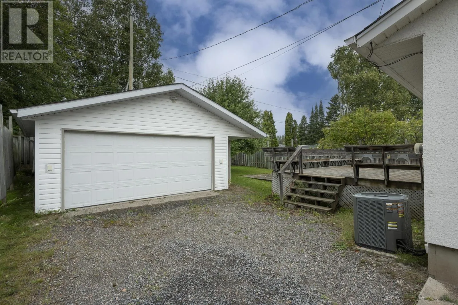 144 Whalen ST