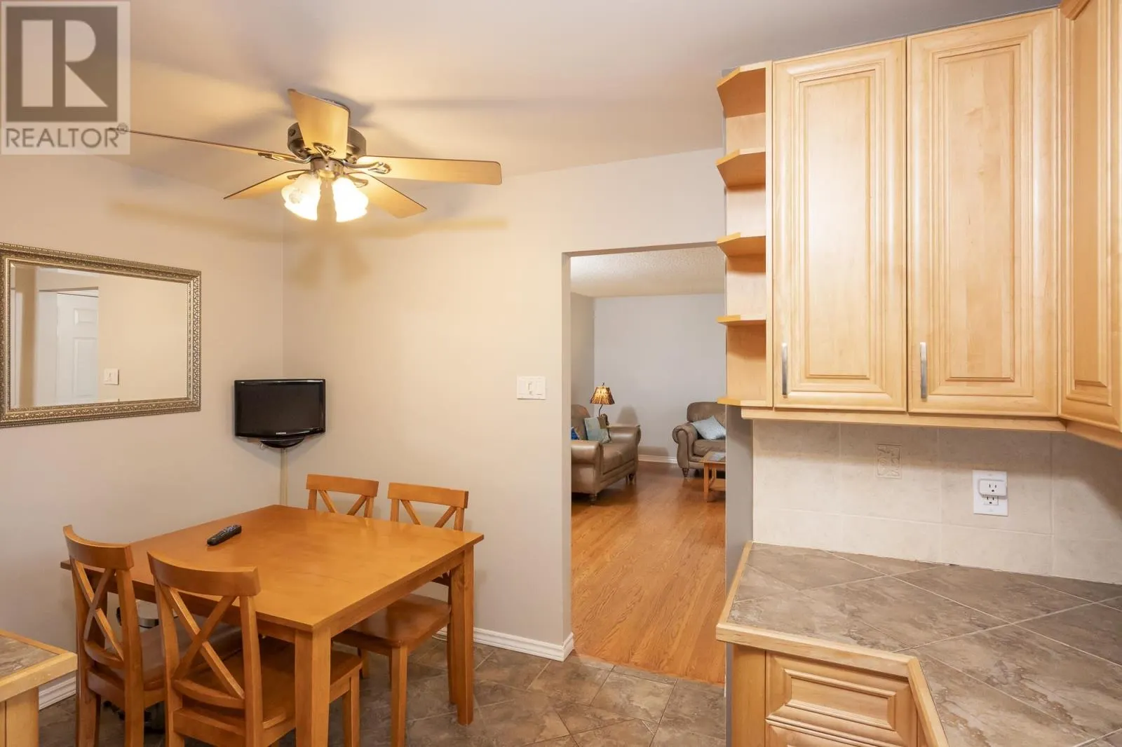 144 Whalen ST