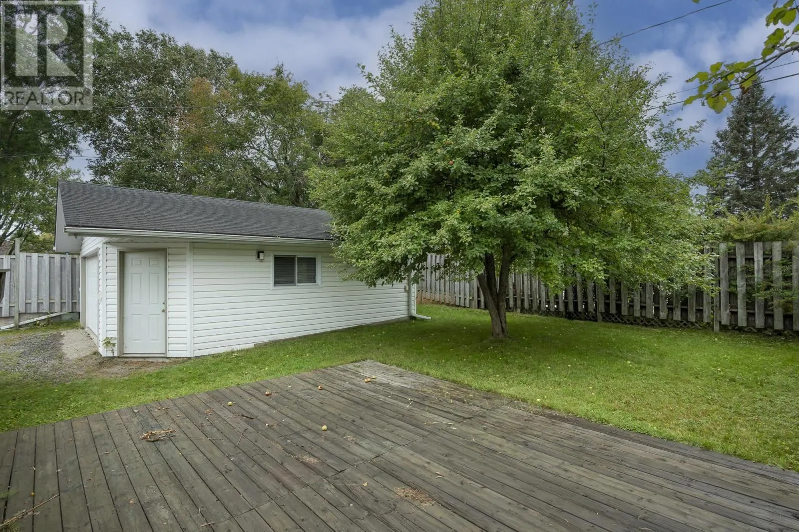 144 Whalen ST