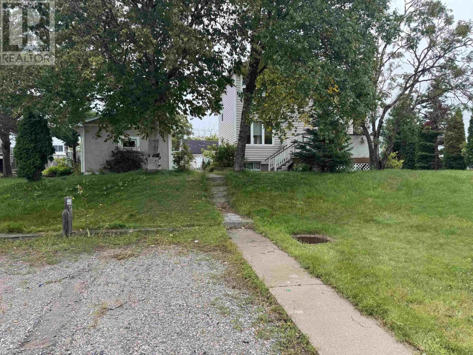 3 Ross Ave