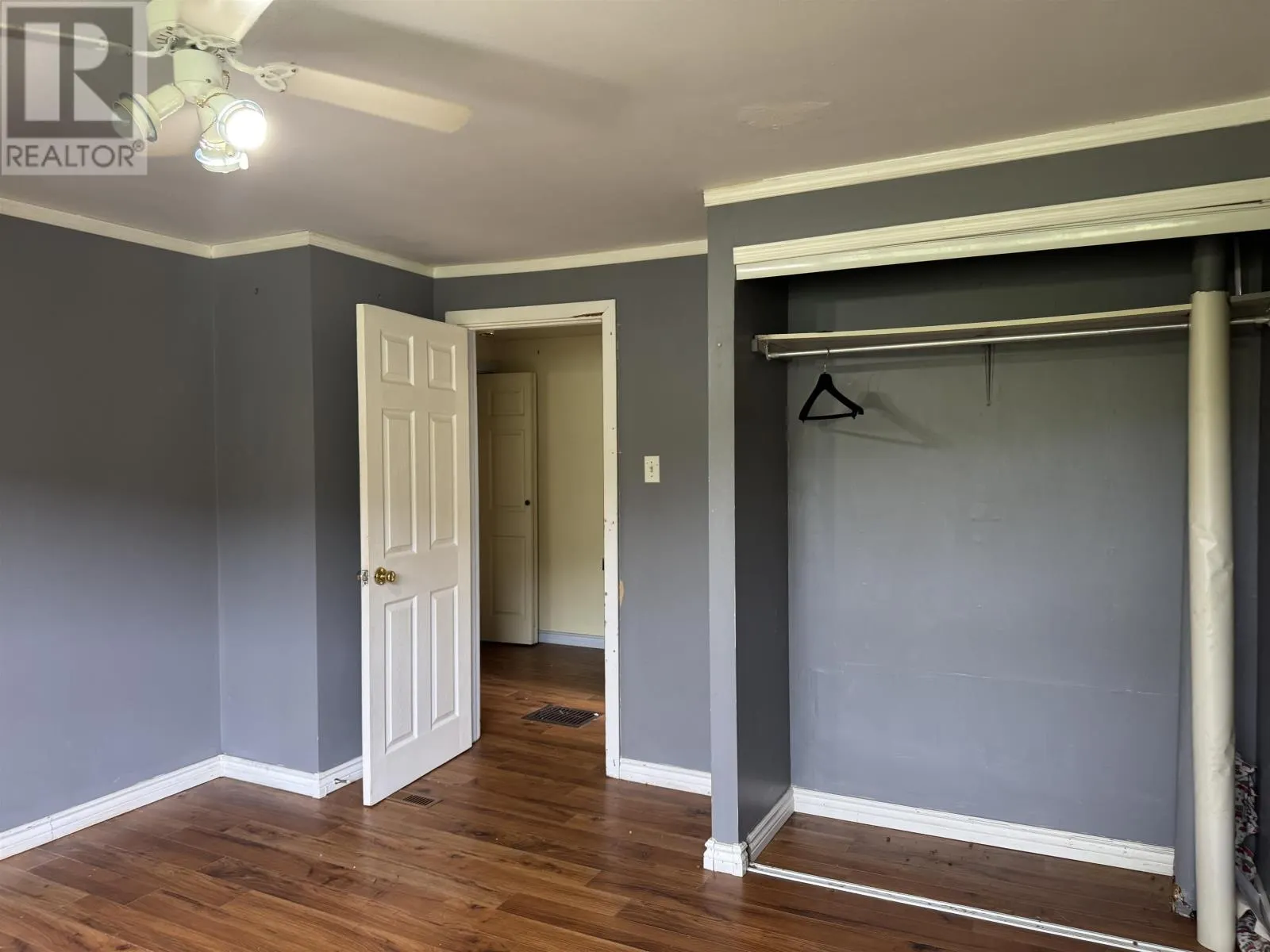 3 Ross Ave
