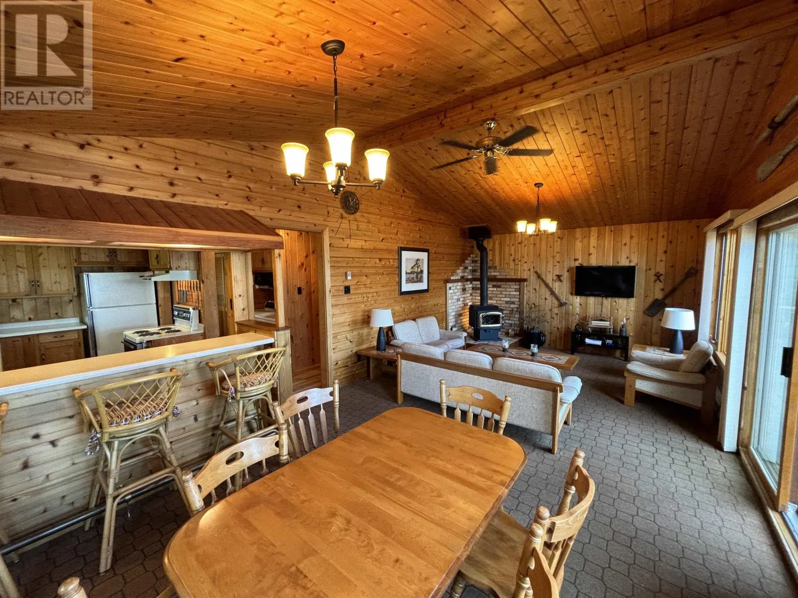 119 LONG PINE LAKE
