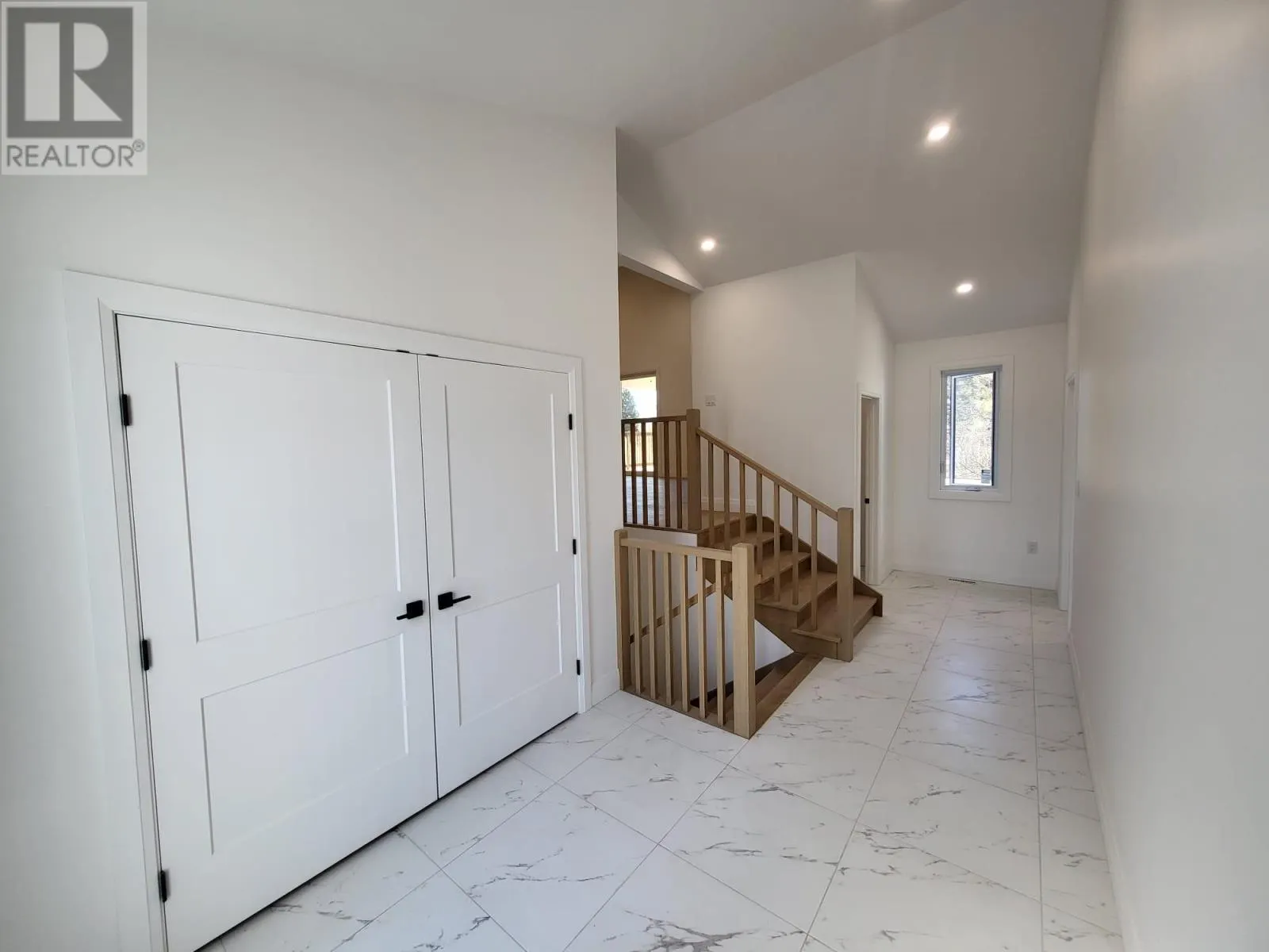 1659 Mountain RD