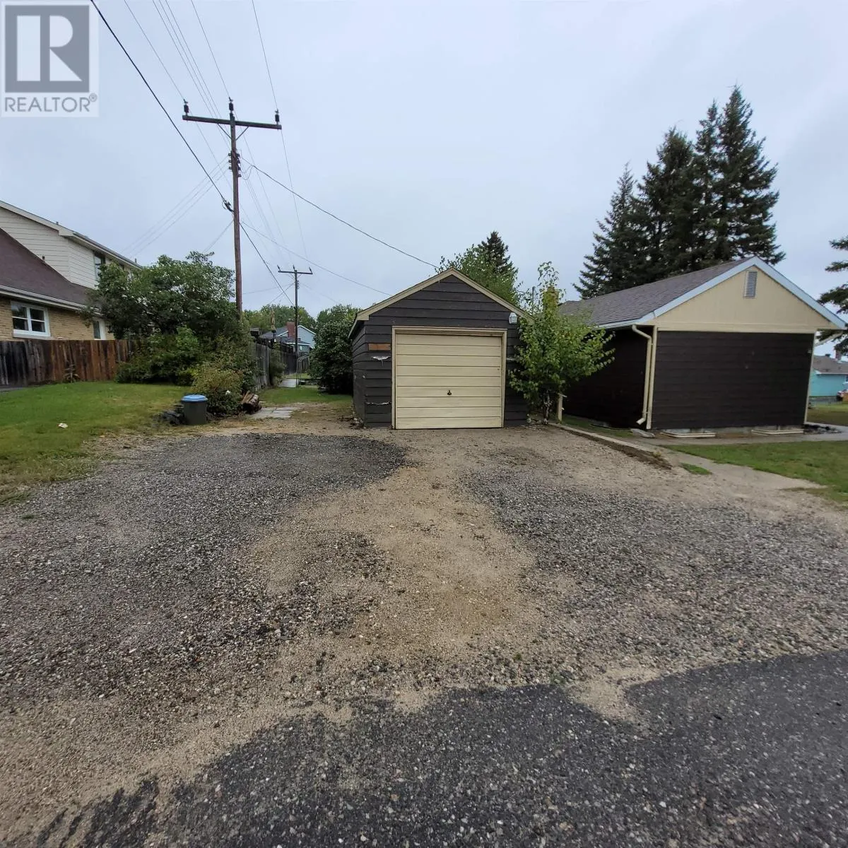 22 & 24 Mona DR