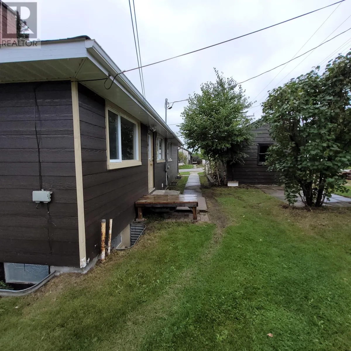 22 & 24 Mona DR