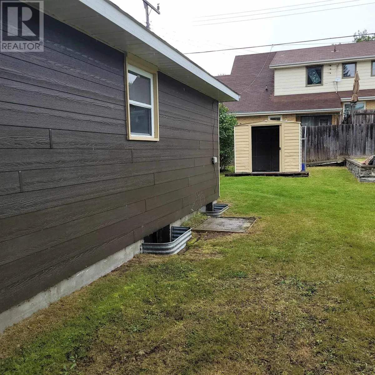 22 & 24 Mona DR