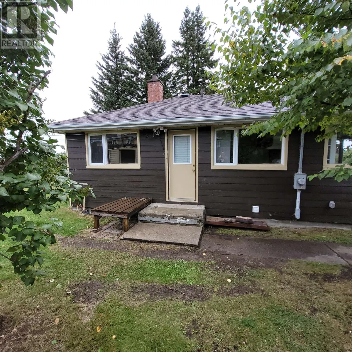 22 & 24 Mona DR