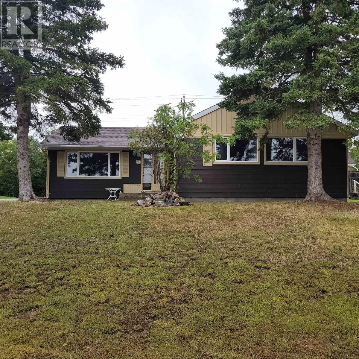 22 & 24 Mona DR