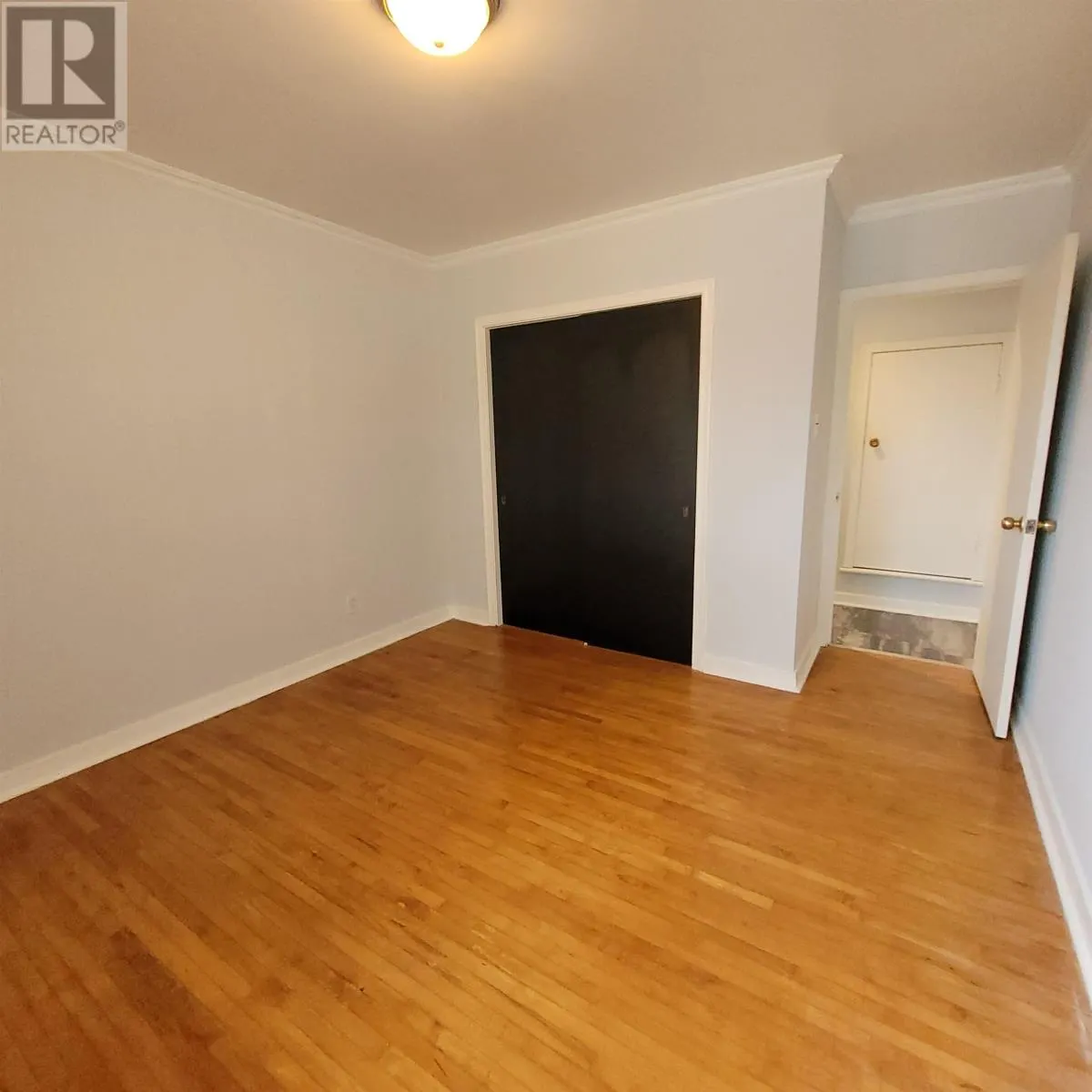 22 & 24 Mona DR
