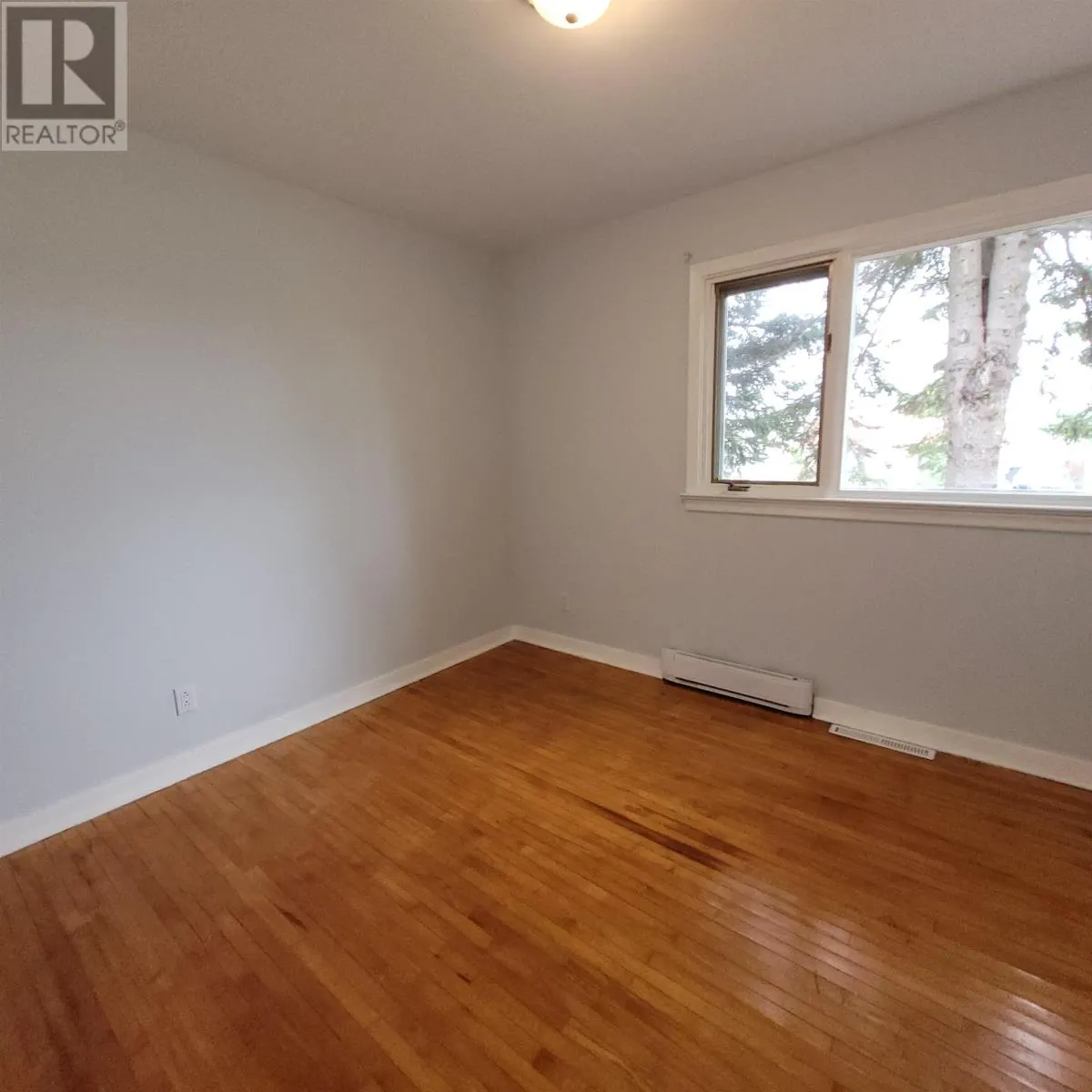 22 & 24 Mona DR