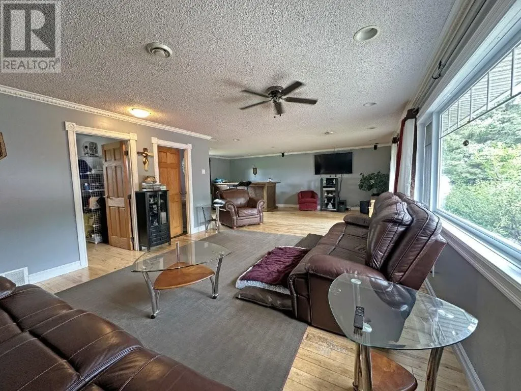 5421 Townline Road