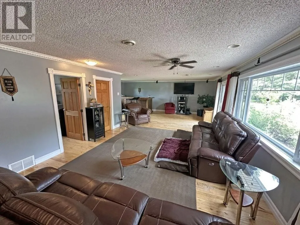 5421 Townline Road