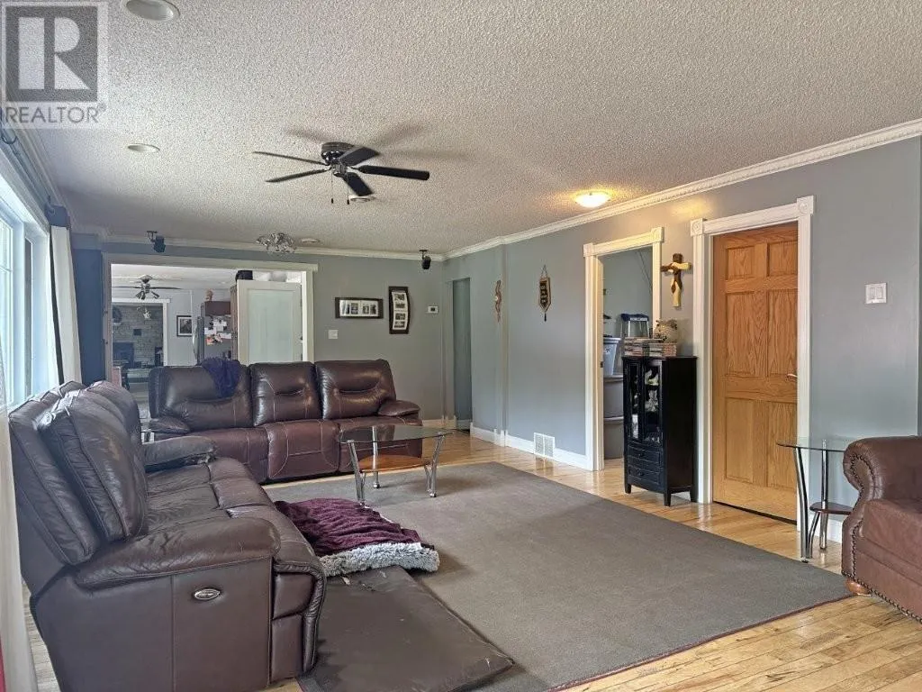 5421 Townline Road