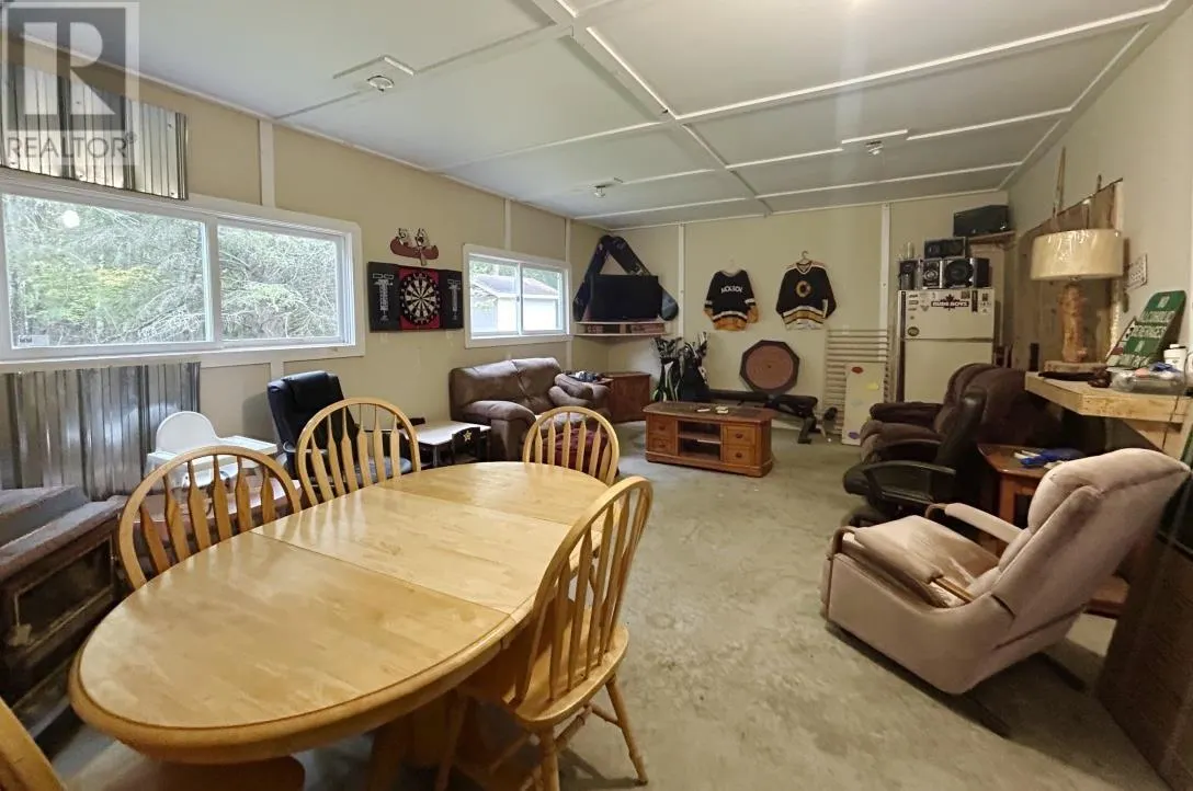 1305 Kings Highway