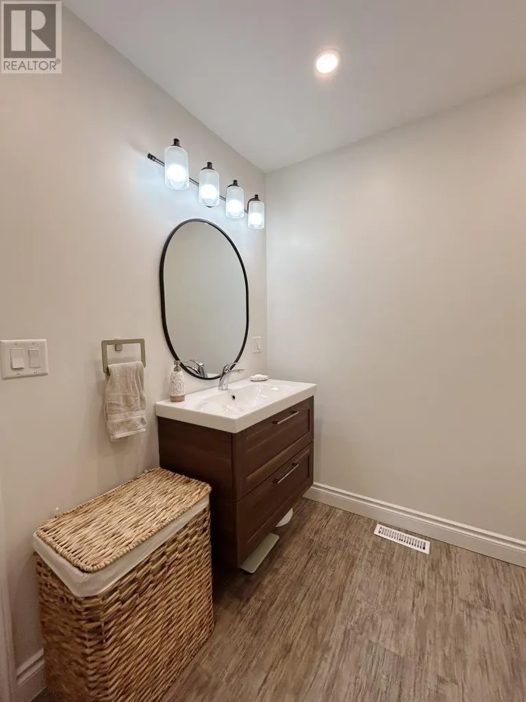 1305 Kings Highway