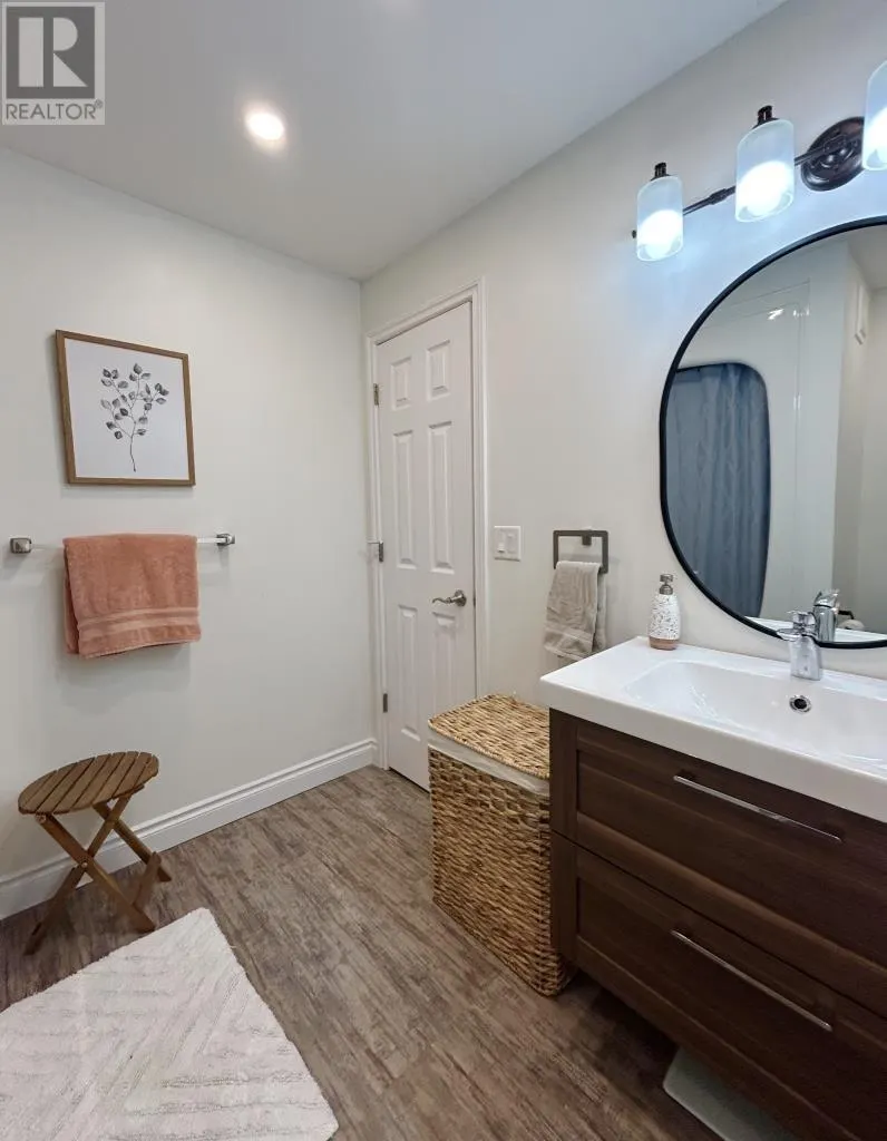 1305 Kings Highway