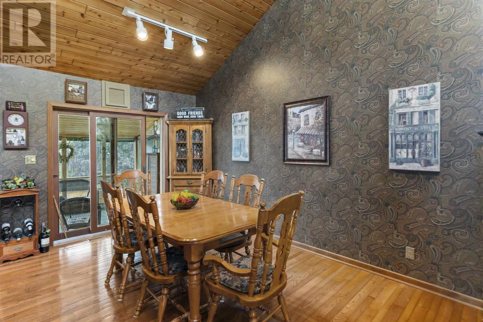 164 Iris CRES