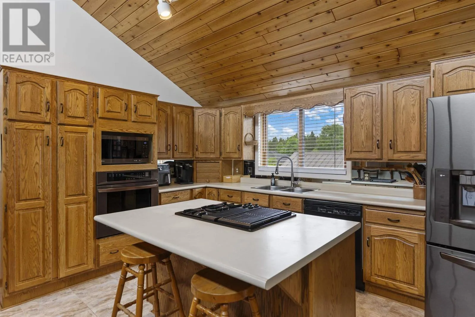 164 Iris CRES