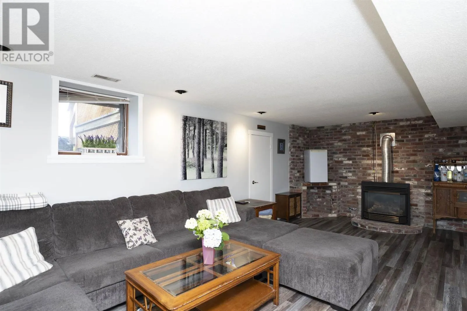 164 Iris CRES