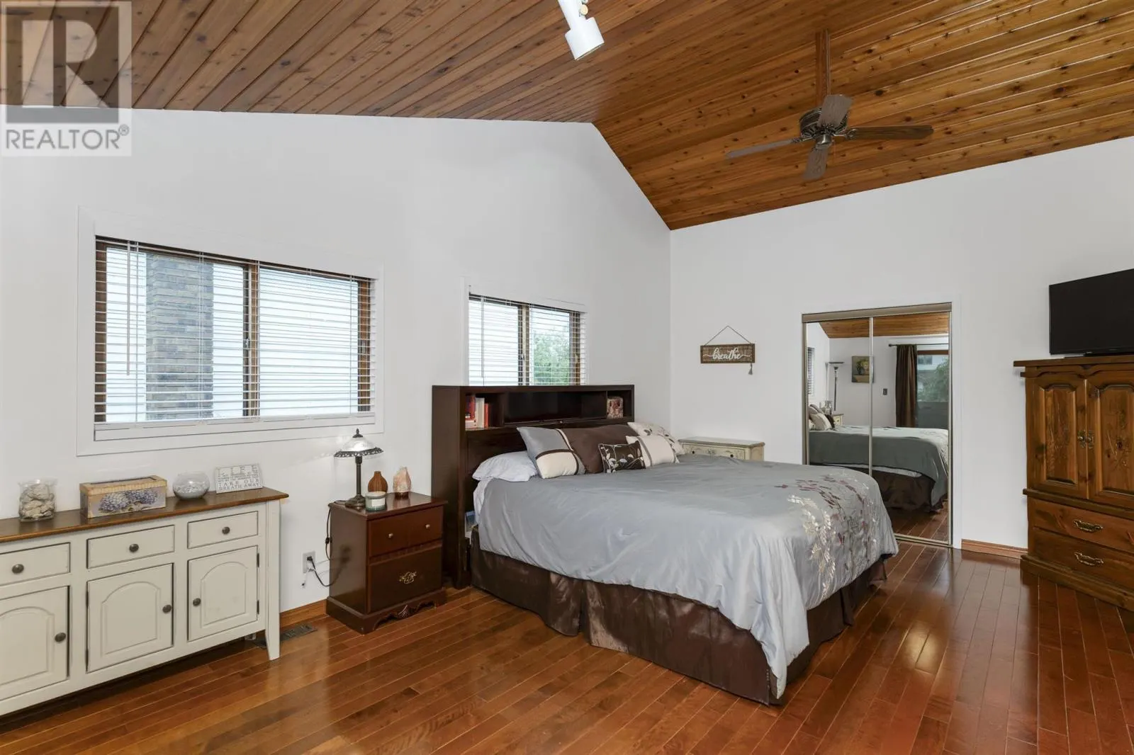 164 Iris CRES