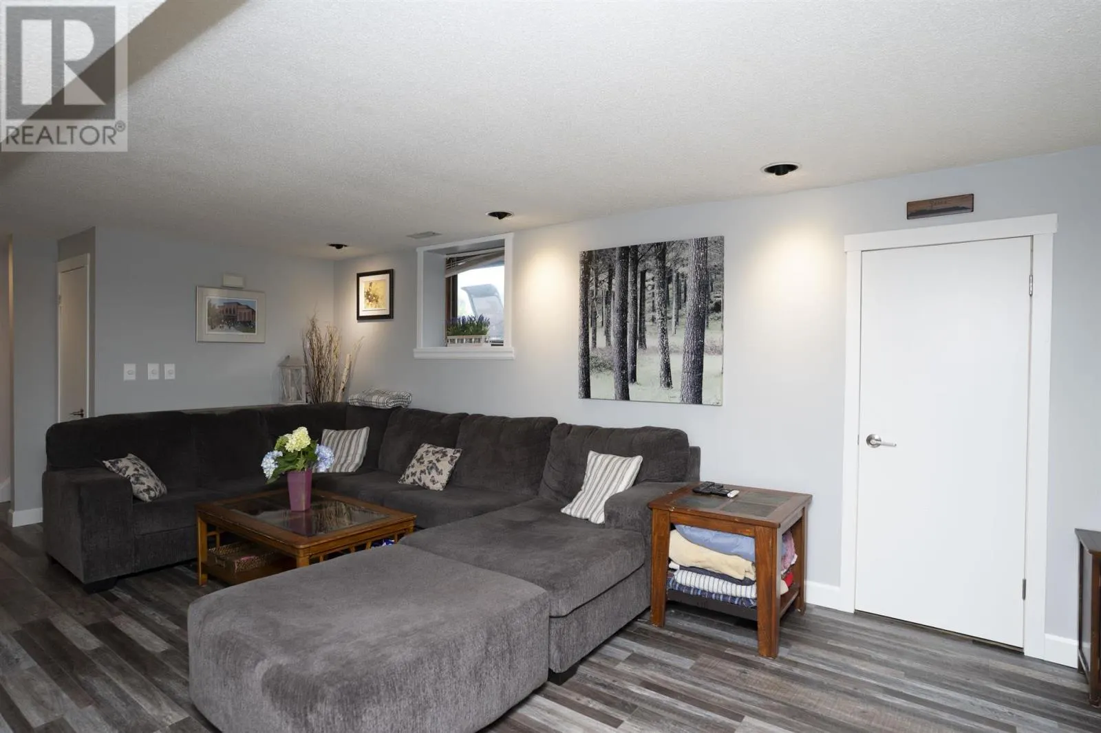 164 Iris CRES
