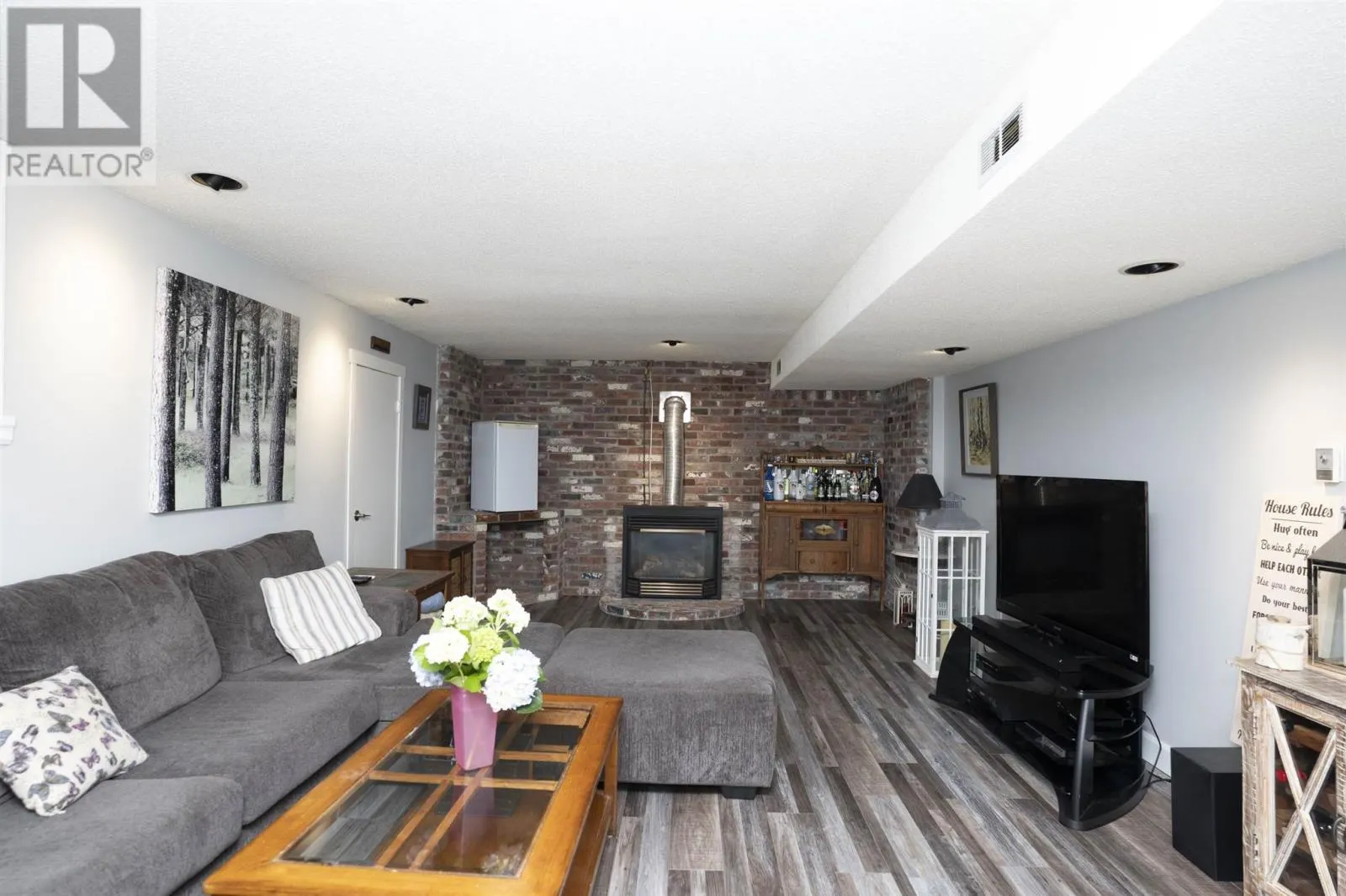 164 Iris CRES