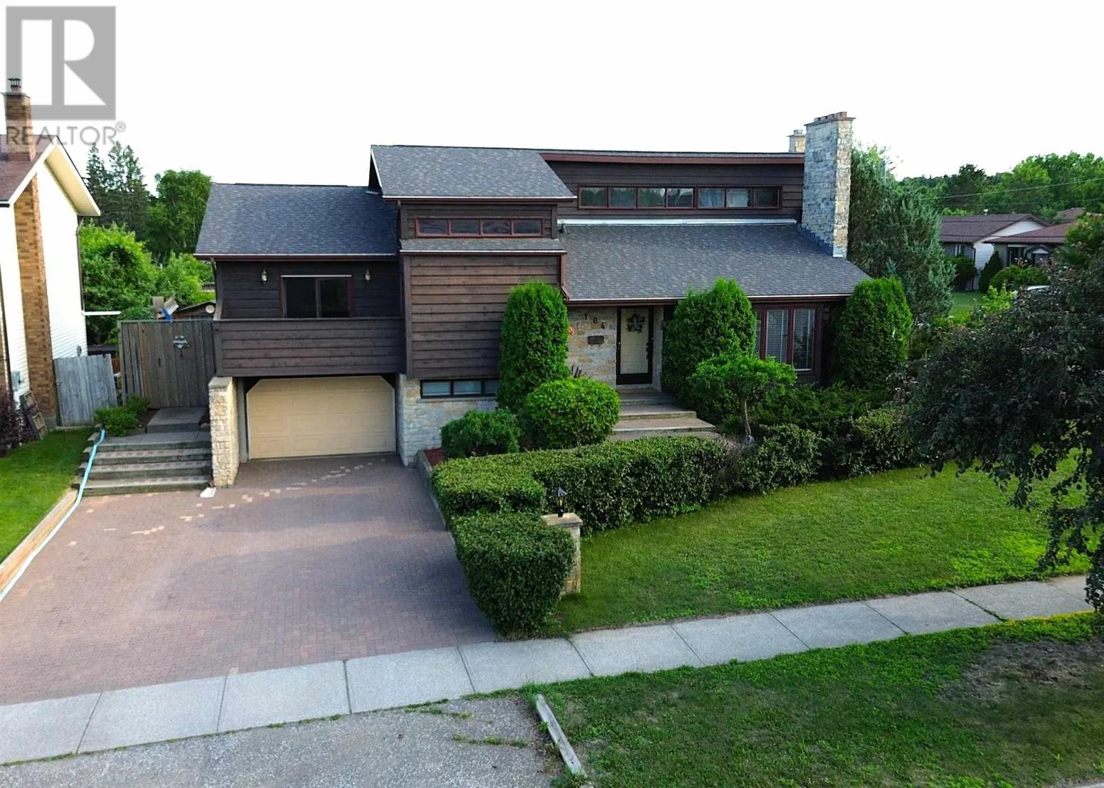 164 Iris CRES