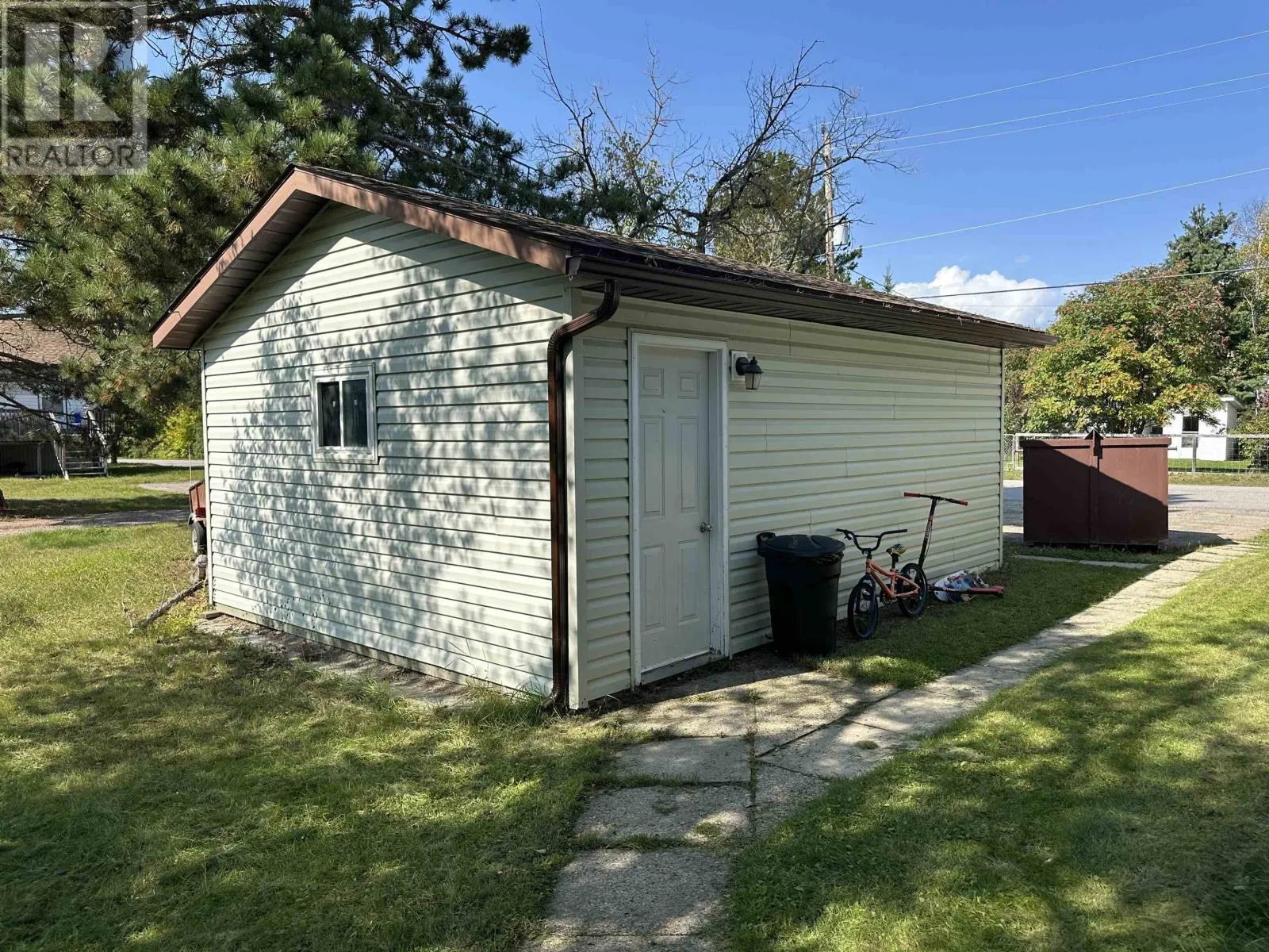 11 Pugsley ST