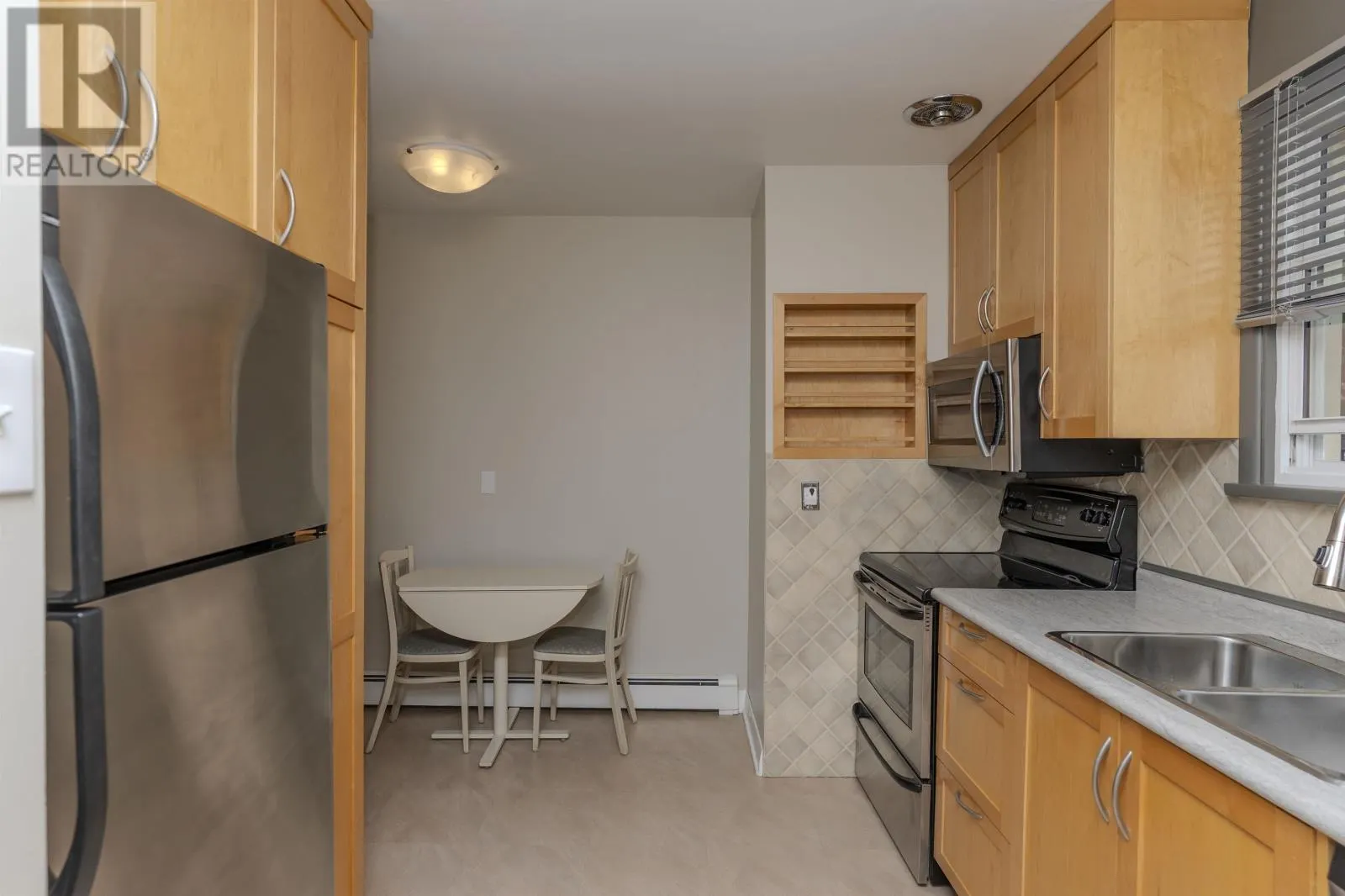 101 Gordon ST