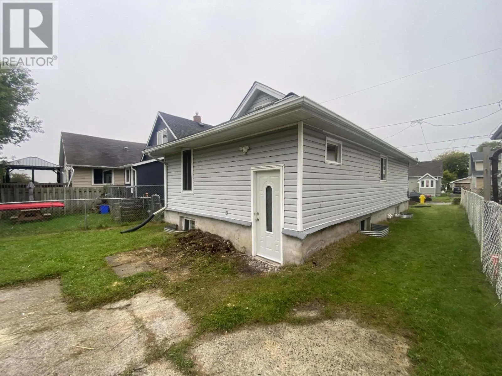 327 Rupert Street