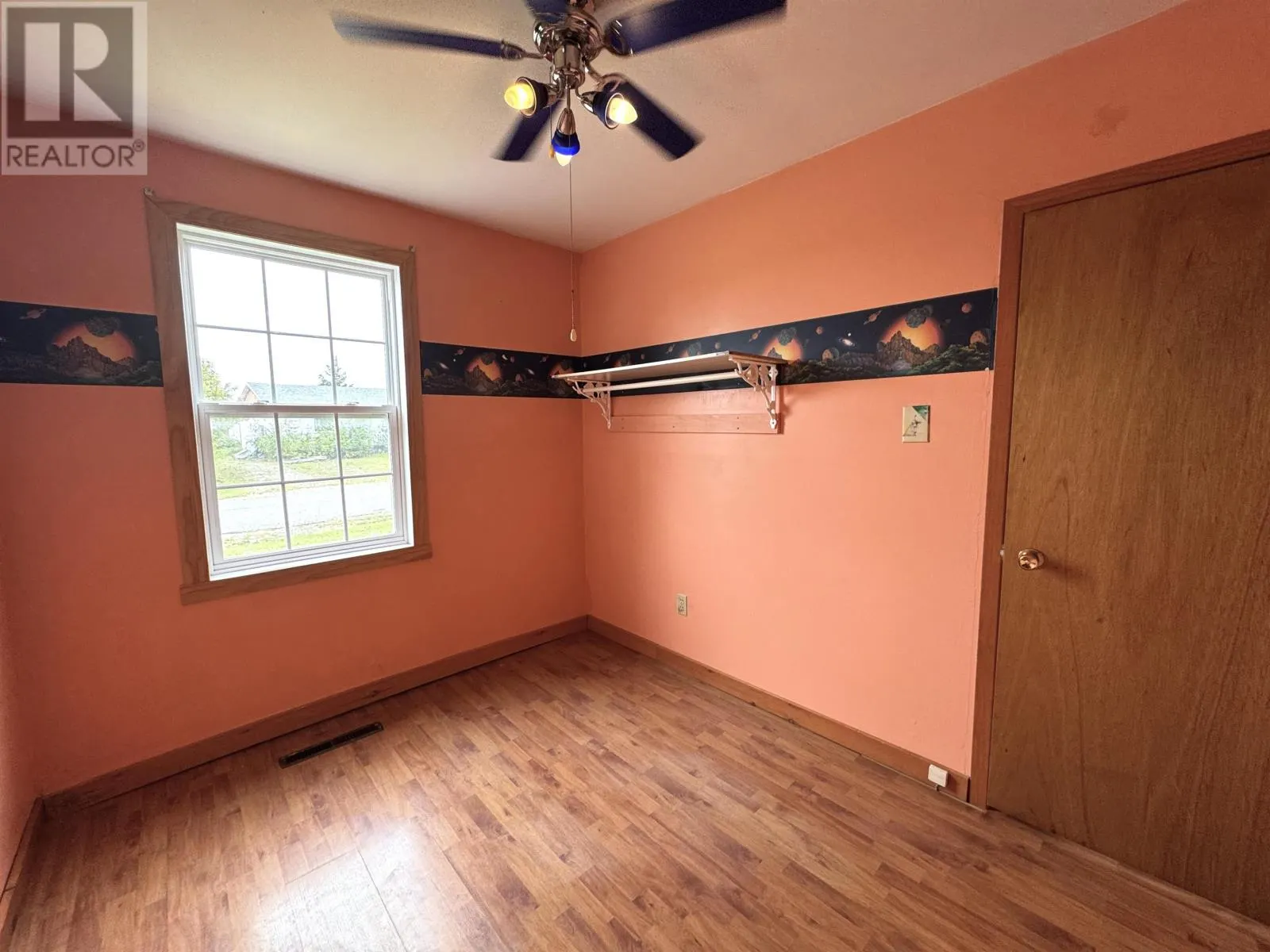 21 Warbler DR