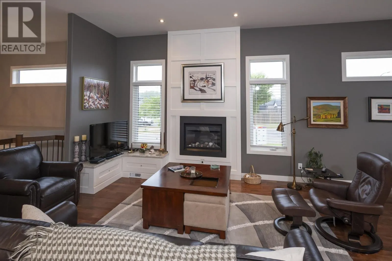 567 Fireweed Bay