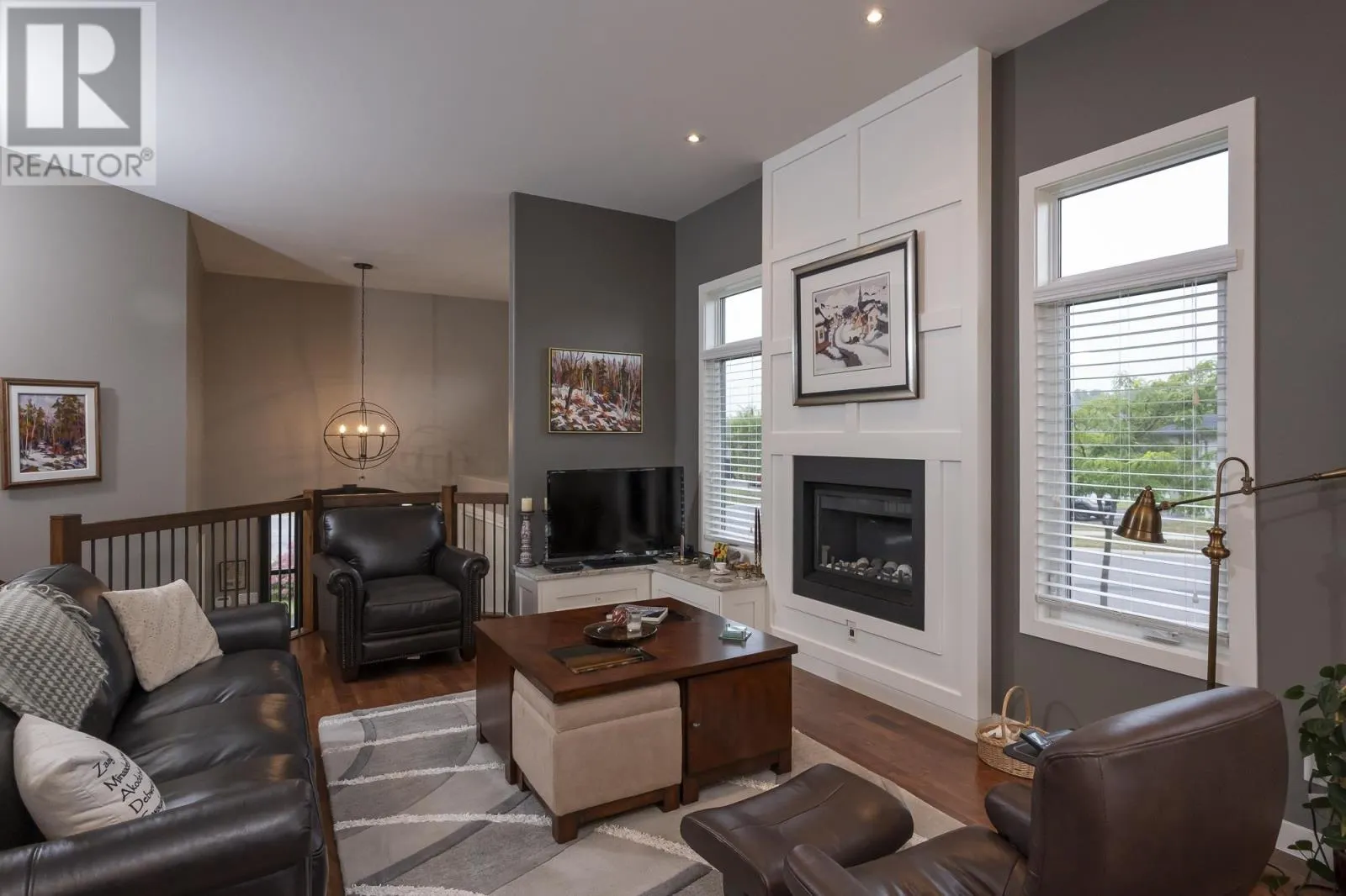 567 Fireweed Bay