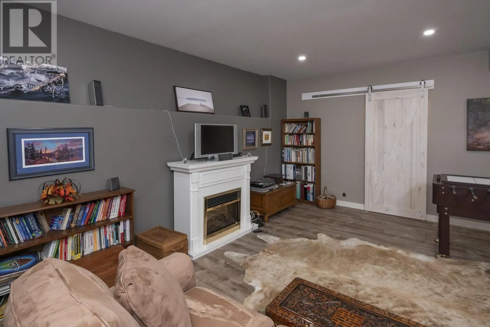 567 Fireweed Bay