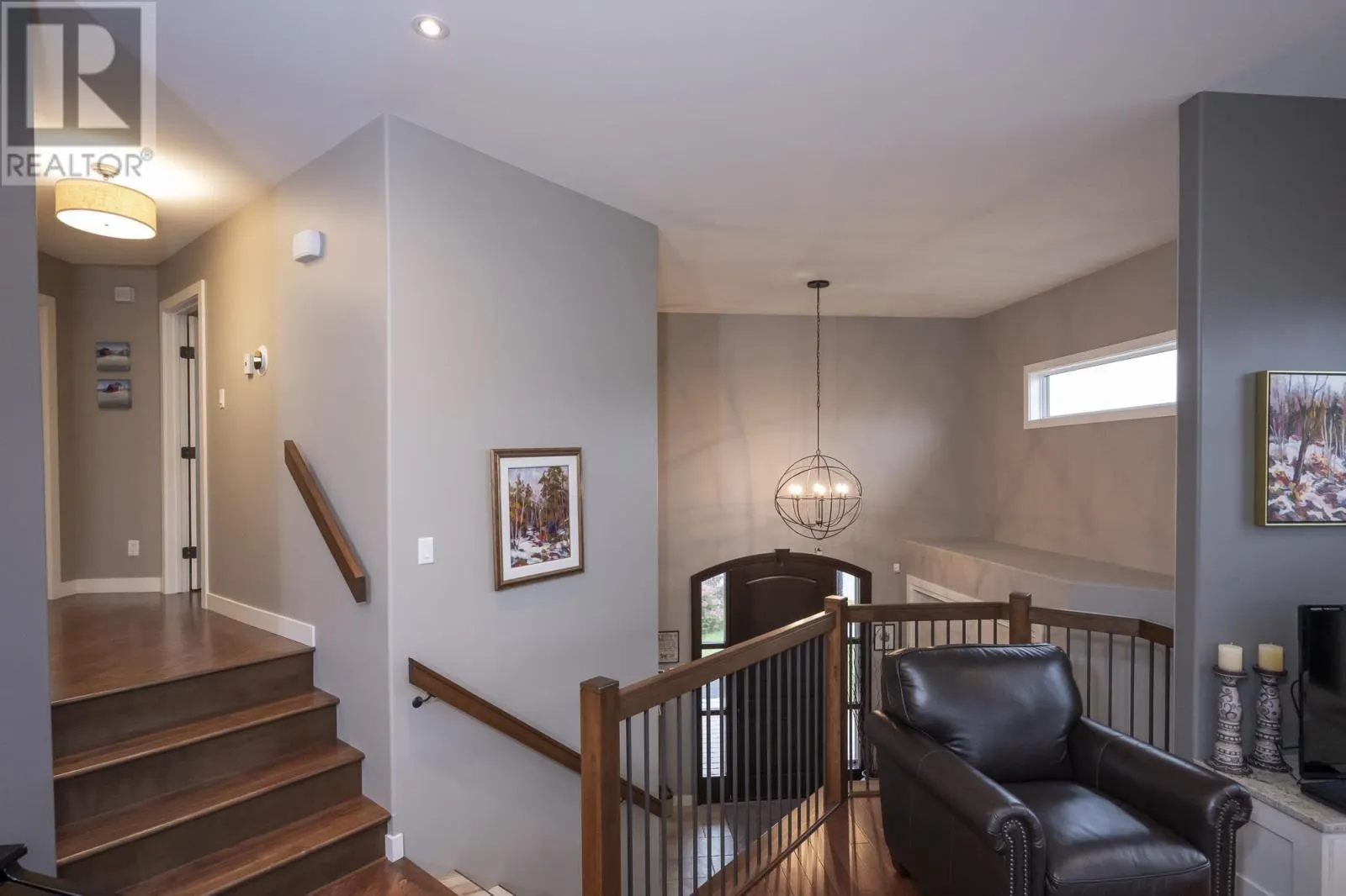 567 Fireweed Bay